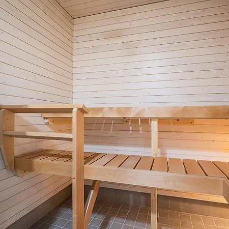 Compact 2bdr With Private Sauna Daire *