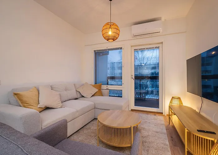 Compact 2bdr With Private Sauna *